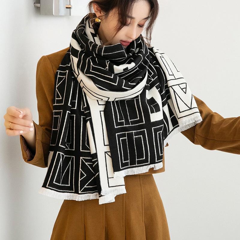 New Korean Style Geometric Warm Scarf for Autumn and Winter Dual-purpose Air-conditioned Room Shawl for Students Windproof Scarf Outside