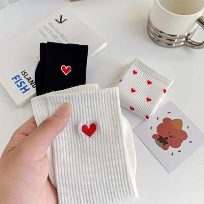 Носки с вышивкой Love, женские спортивные короткие носки из чистого хлопка, белые, черные, подарок для девочек, дамы, Harajuku Kawaii