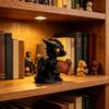 Фигурка дракона Милый маленький дракон Читающий книгу Статуэтка Мини-скульптура крылатого дракона для Декора Рабочего стола Книжной полки