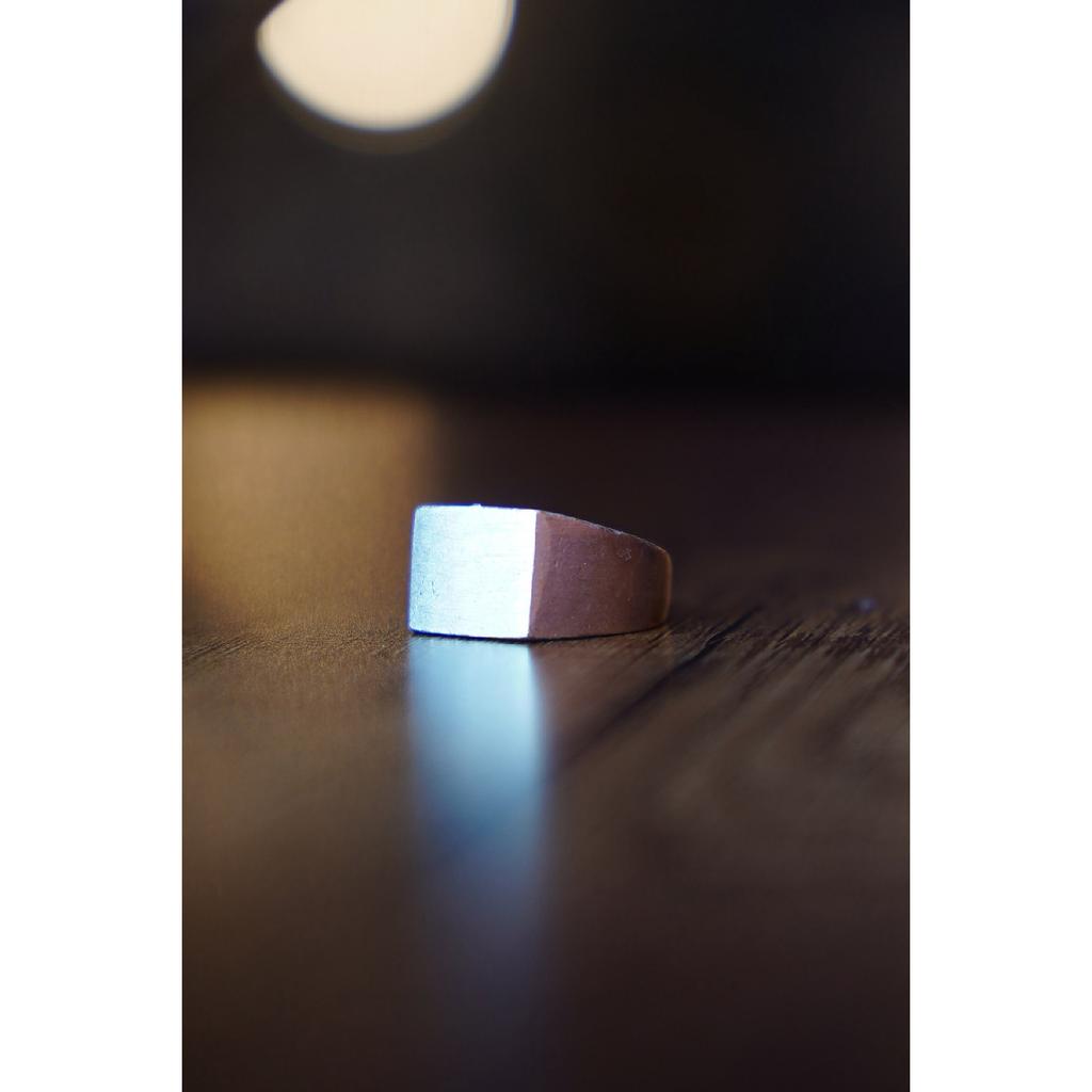 Модель Knight, черное регулируемое кольцо