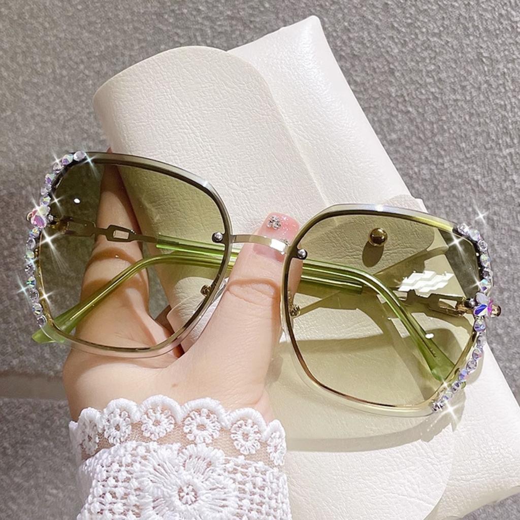 Stylish Design Rhinestone Sunglasses Women Oversized Rimless Sun Glasses