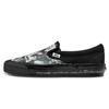 Слипоны Raised By Wolves x Og Classic Lx 'Black Wall' VN0A45JK025
