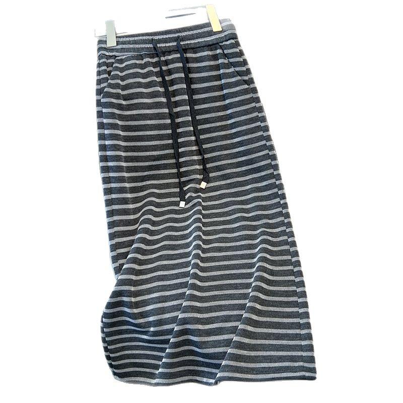 Женская полосатая трикотажная миди-юбка А-силуэта с разрезом - Весна/Осень 2025 Корейский стиль