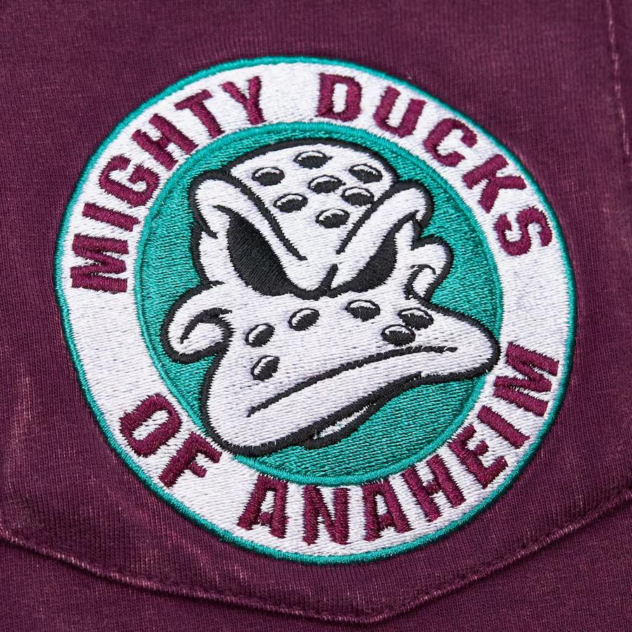 Mitchell & Ness x НХЛ Анахайм Дакс Винтажный Логотип Выцветающий Премиум Футболка с Карманом Мужская Фиолетовый FC8057-ADUPURP
