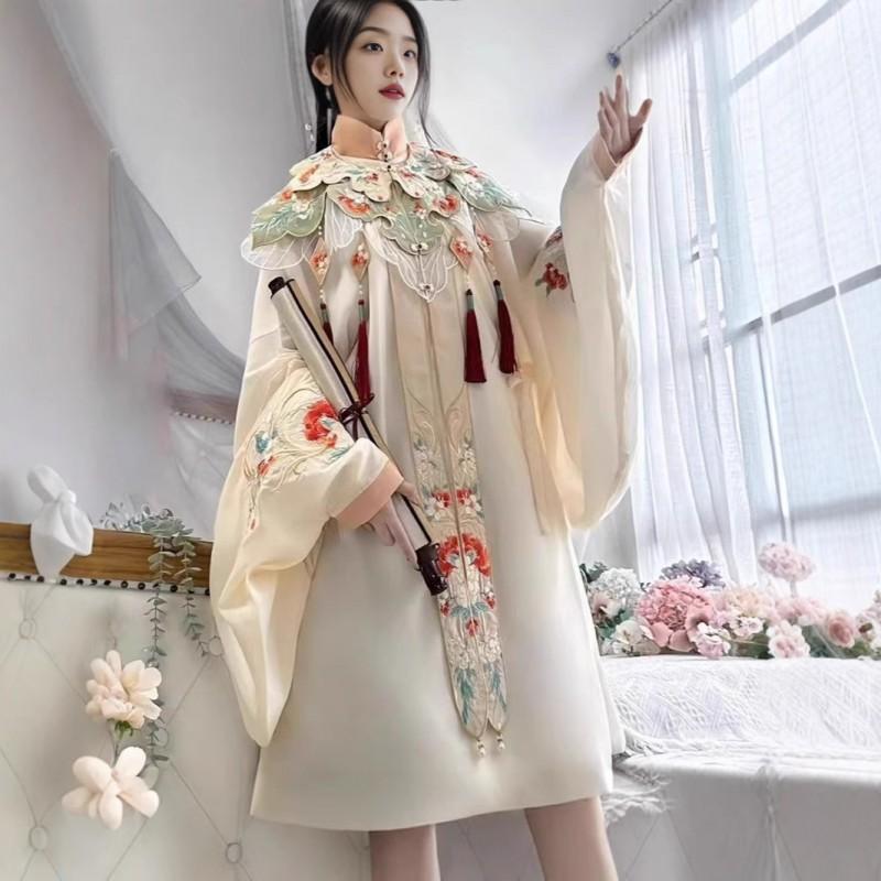 Ming Dynasty Style Hanfu Set Women With Embroidered Cloud Shoulder Wide Sleeve Top Horse Face Skirt