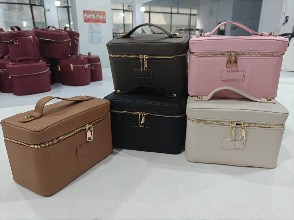 Portable Cross-Grain Leather Cosmetic Bag with Gold Hardware - Makeup and Skincare Travel Organizer