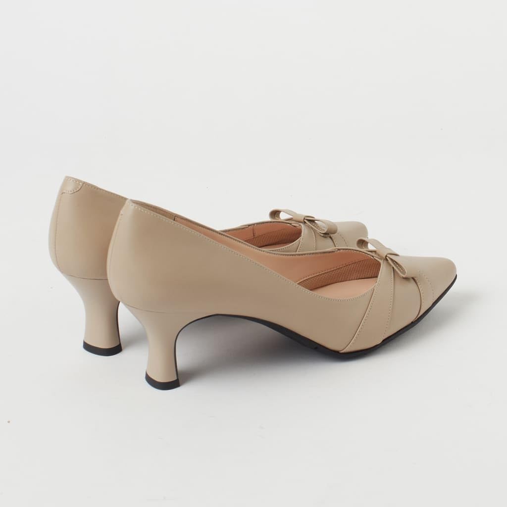 Туфли-лодочки Made in Japan бежевые 184965100009 [Diana] 22.5 см