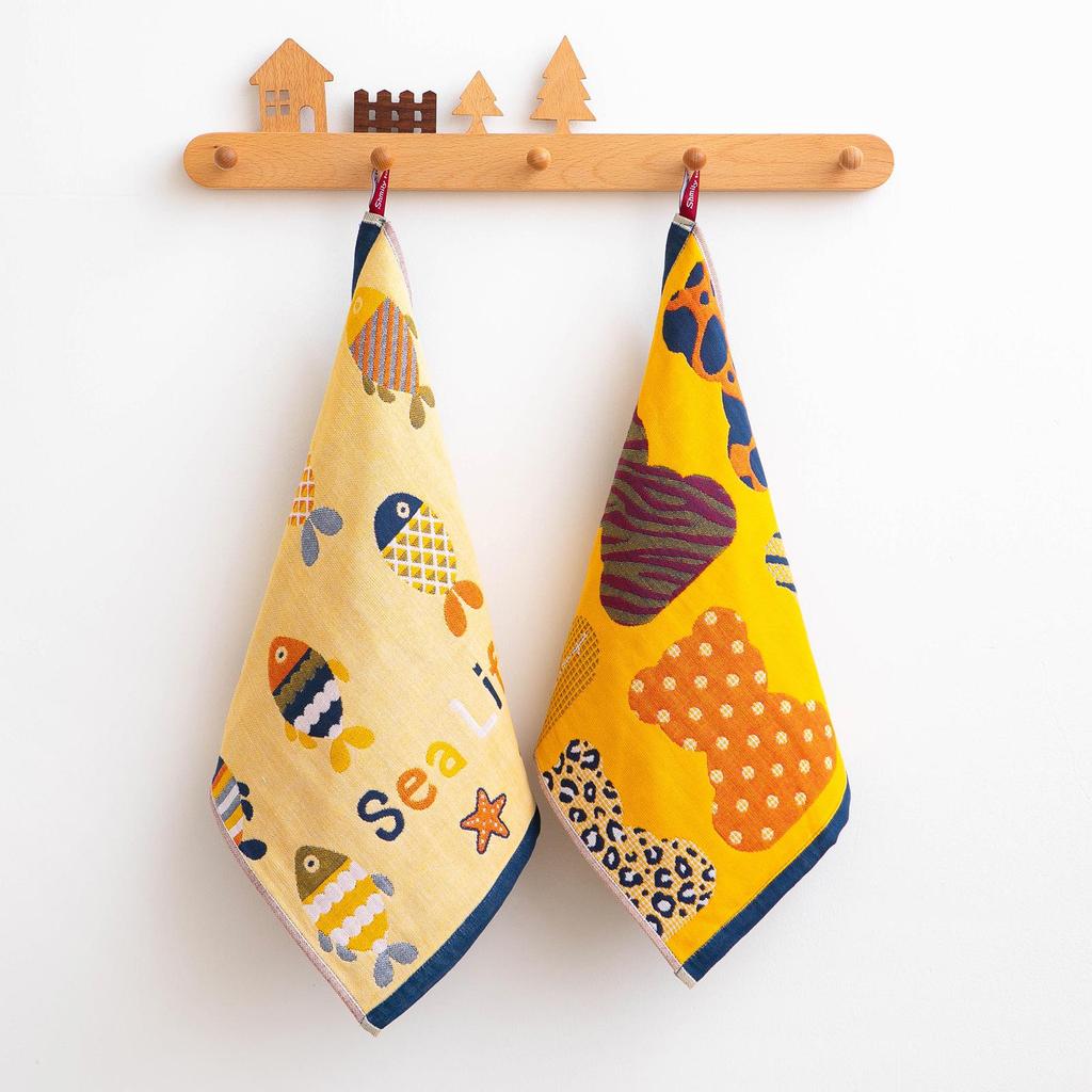 2-Pack Enlarged Cartoon Cotton Gauze Towel - 4-Layer, Soft, Lint-Free, with Hanging Loop for Babies, Kids, Kindergarten.