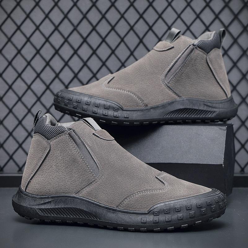 Обувь для страхования труда 2025 года, новая осенняя обувь для строительства в Баотоу, мужские модные ботинки Martin с одной педалью и мягкой подошвой, высокие спортивные ботинки