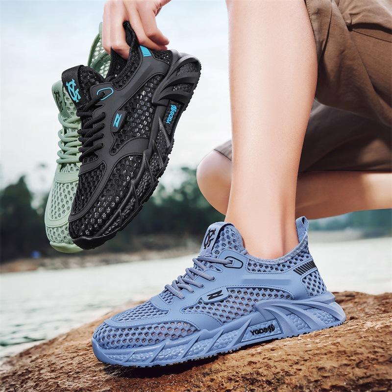 Summer Outdoor Sports Shoes Men's Shoes Large Mesh Breathable Mesh Shoes Wading Shoes Beach Creek Shoes Men's Casual Shoes