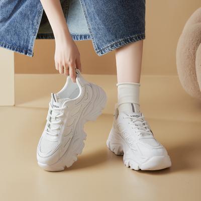 Женская обувь – Кроссовки