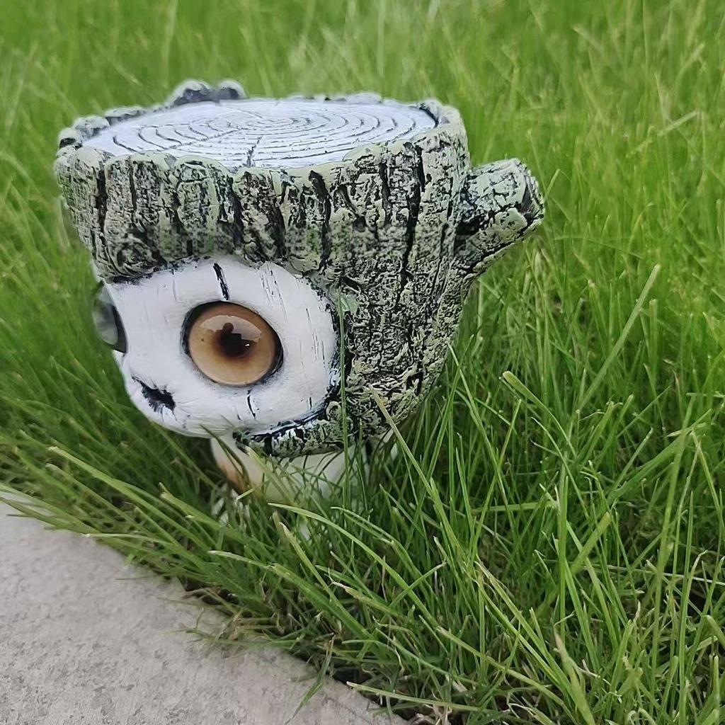 Alien Shaped Figurine Ornament for Home & Garden Decor