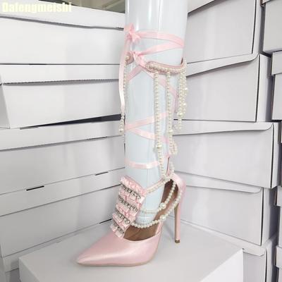 Мода 2025 Летние Сандалии Розовый Сатин Ажурные Женские Сандалии Ботинки Кристальная Жемчужная Цепочка Блестящие Тонкий Каблук Модная Обувь Застежка-молния сзади