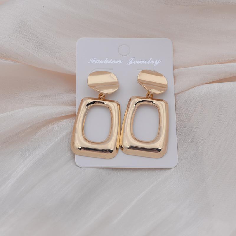 Простые серьги-капли квадратной формы для женщин, модные серьги с геометрическим дизайном с серебряной иглой, женские популярные украшения ARI