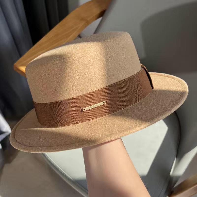 Элегантная шерстяная фетровая шляпа во французском стиле для женщин — винтажный стиль, плоский верх, идеально подходит для весны и осени