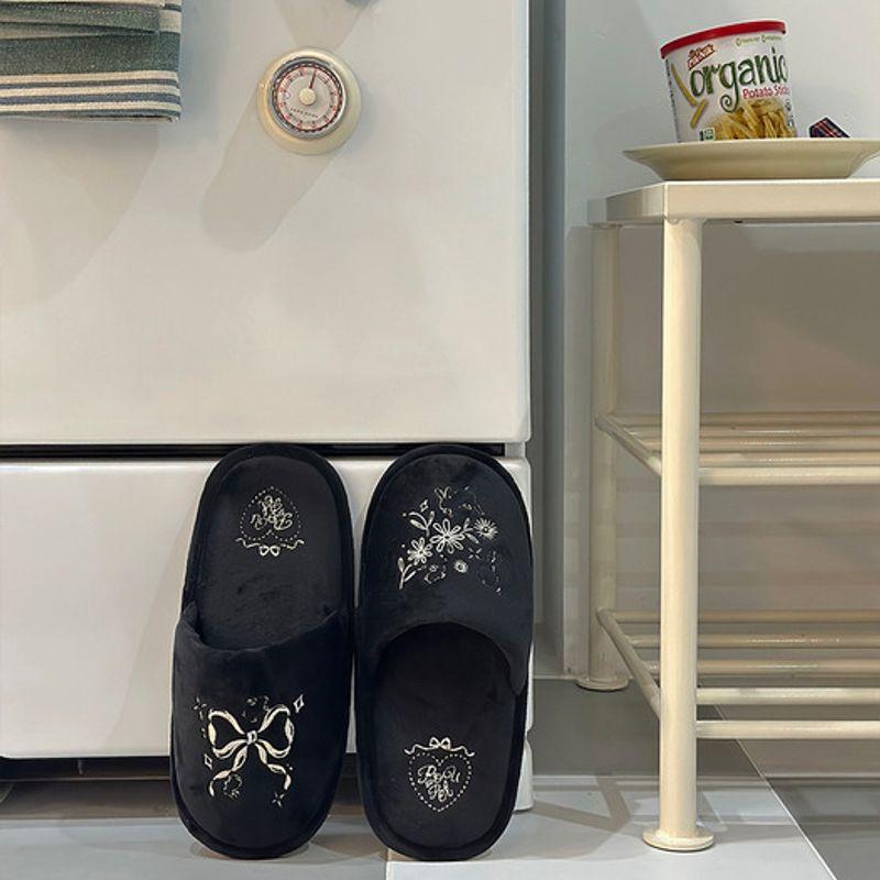 pouppet Cutie Bunny Room Shoes (Black)