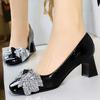 Модные туфли Мэри Джейн Женские туфли-лодочки Бант из страз Средний каблук Квадратный носок Высокие каблуки 5 см Роскошные банкетные туфли Женская обувь