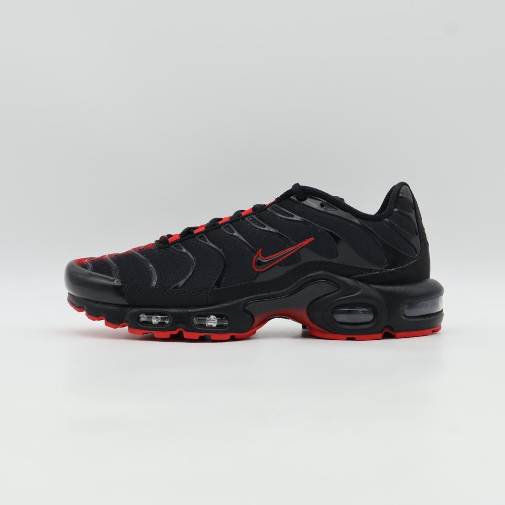 IM4868-010 Nike Air Max Plus Черный Красный (Мужской)