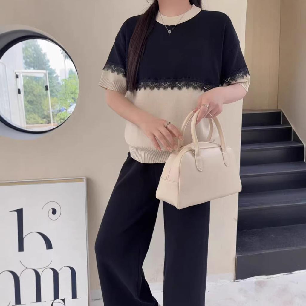 Knitted sweater summer short-sleeved new Korean version age-reducing lace crochet splicing round neck pullover loose knitting set