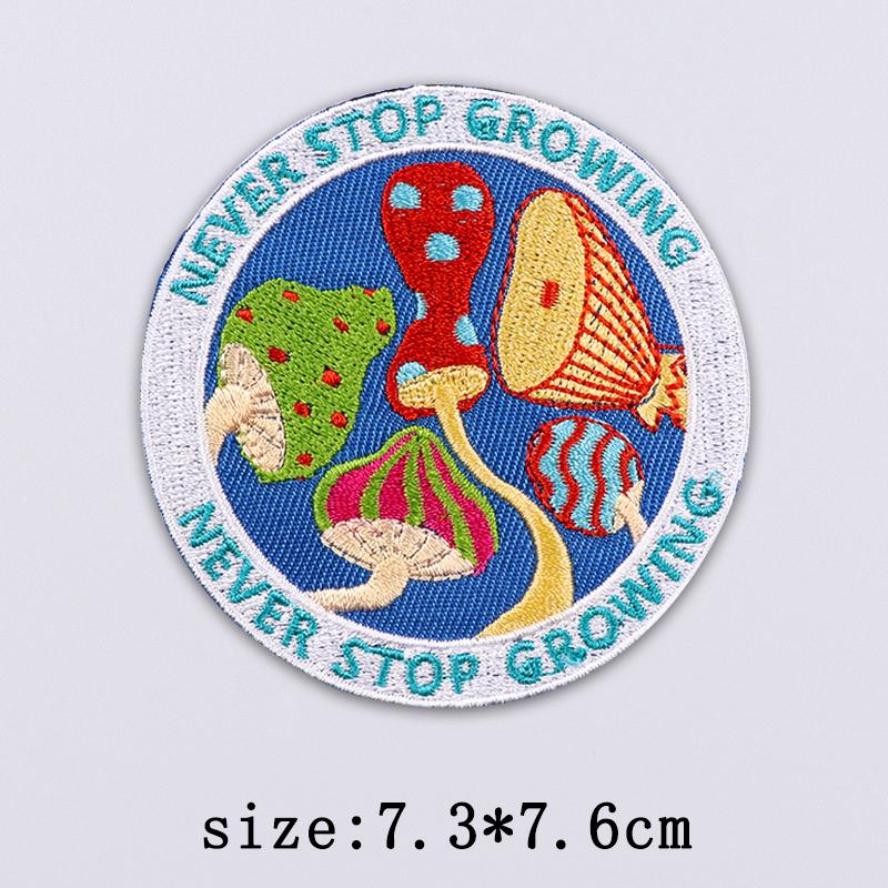 Mushroom Patch Iron On Patches For Clothing Thermoadhesive Patches On Clothes Natural Cartoon Embroidery Patch For Clothes Badge