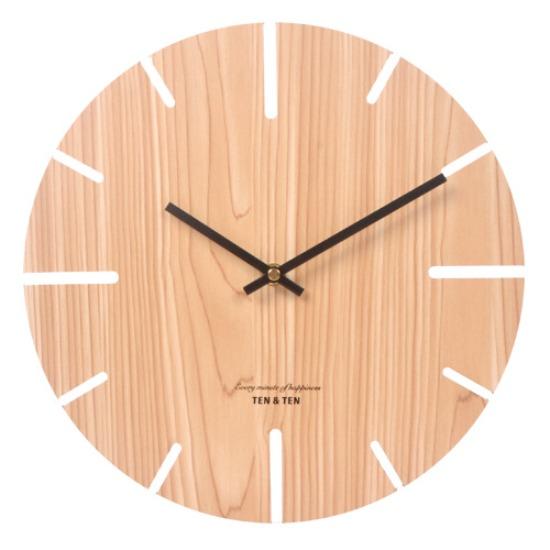European Vintage Wall Clock for Living Room, Simple European Style Solid Wood Silent Creative Boutique Coffee Shop Wall Clock