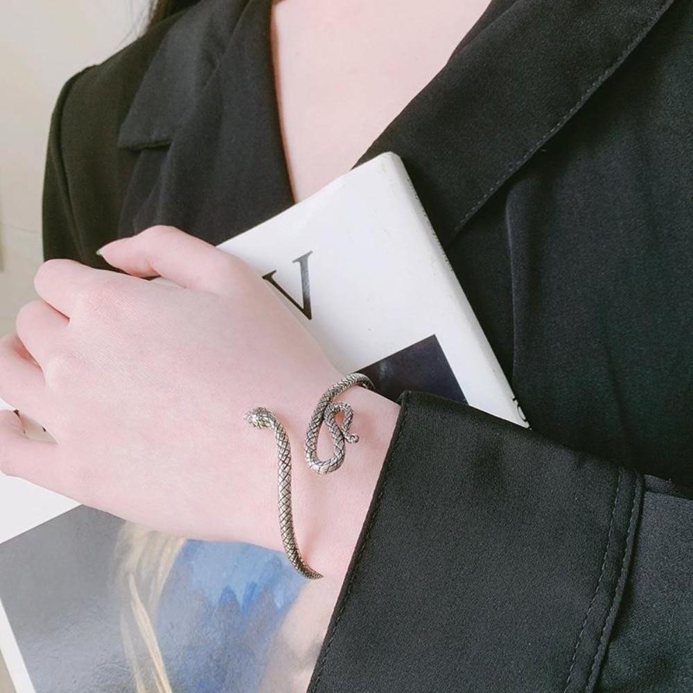 Retro Snake Shape Bracelets Simple Bracelets Personality Opening Bangles Jewelry Gifts