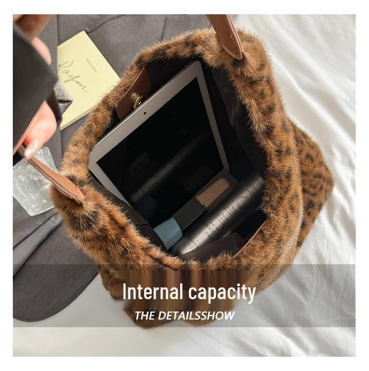 Leopard Print Plush Tote - Women's Versatile Large-Capacity Autumn/Winter Shoulder Bag