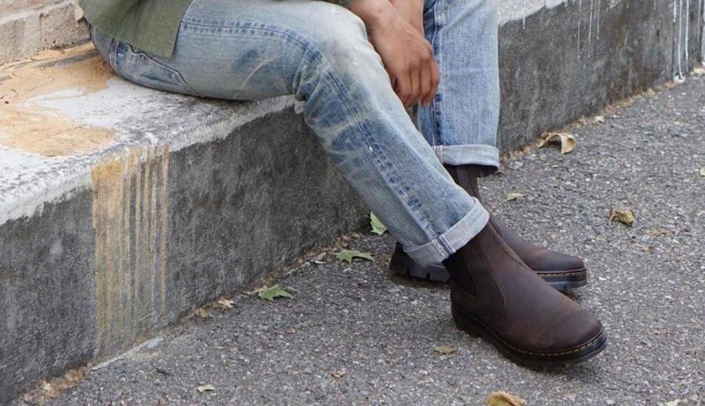 Boots Dr Martens brown Embury