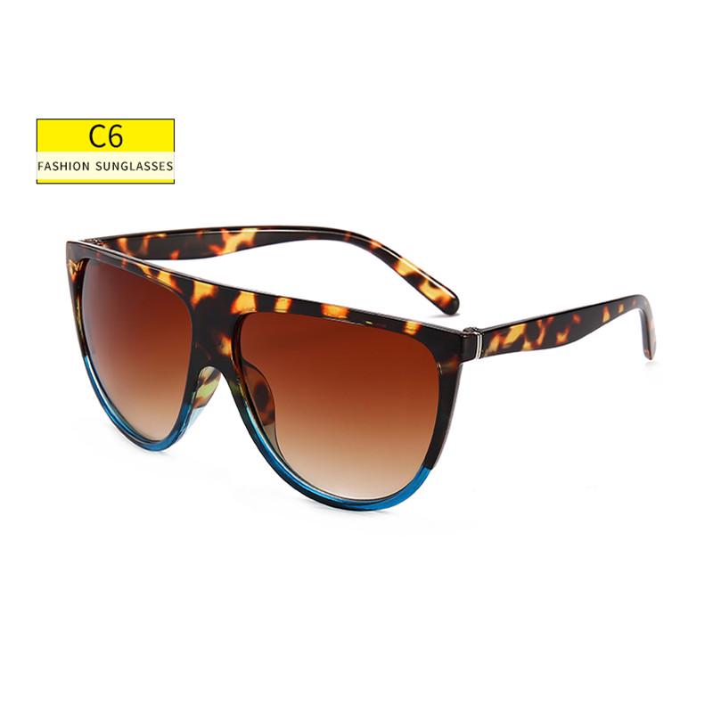 Солнцезащитные очки бренда Vintage