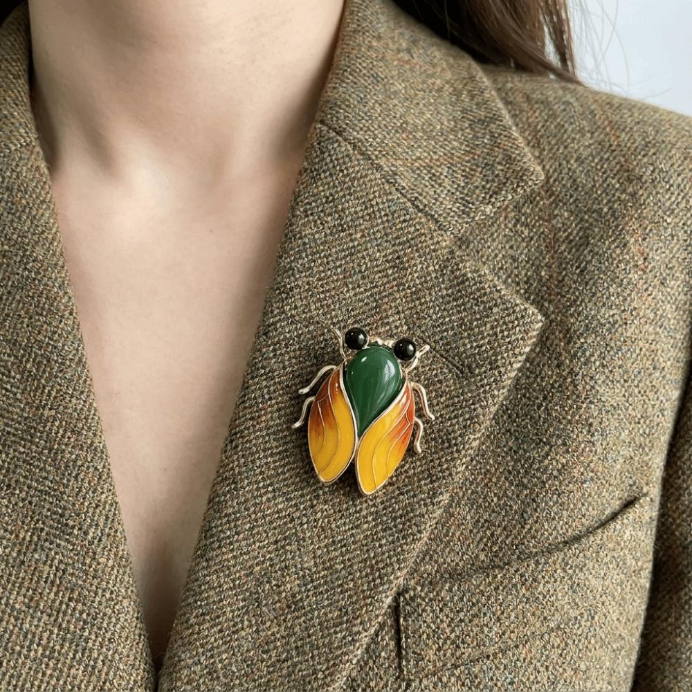 Chinese Style Cicada Brooch Real-like Enamel Brooch Vintage Insect Lapel Pin Gifts