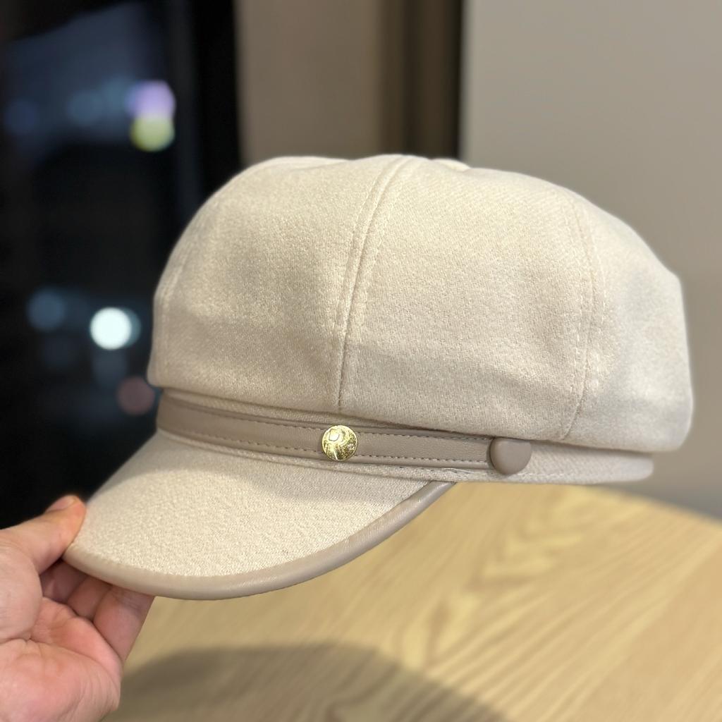 Новая металлическая этикетка Британская восьмиугольная шляпа для женщин на осень и зиму Все сочетается Повседневная, подчеркивающая маленькое лицо Шляпа газетчика, художника, берет с утиным козырьком