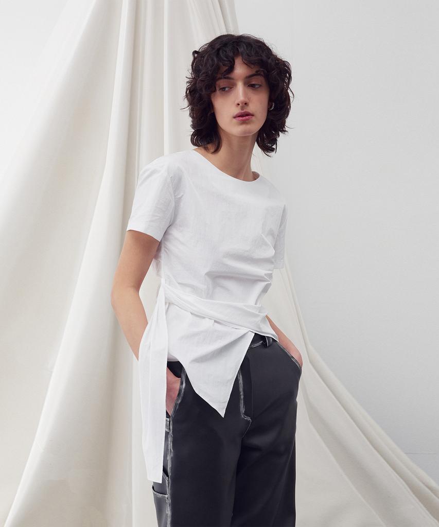 RE RHEE Asymmetric Hem Blouse White
