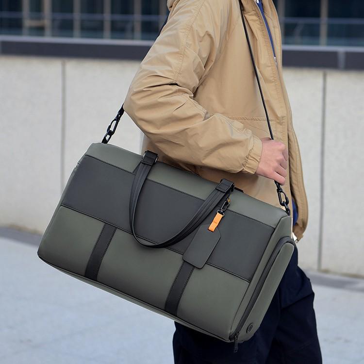 Fashionable and Casual Men's Large Capacity Portable Travel Bag Dry and Wet Separation Gym Bag with Shoes and Warehouse Luggage Bag