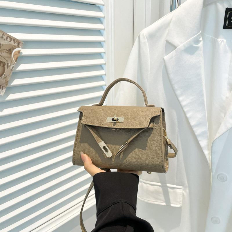 Сумка женская с премиальной текстурой и темпераментом, летняя, новая, модный тренд, на плечо, мессенджер, атмосферная, универсальная