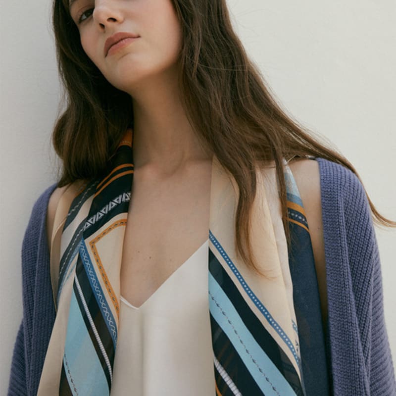 Saint Luxure Silk Long Scarf Hopper SL21FLNHP