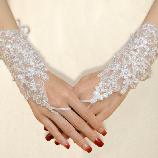 1 пара женских выпускных перчаток с прозрачным кружевным цветочным узором и декором из искусственного жемчуга