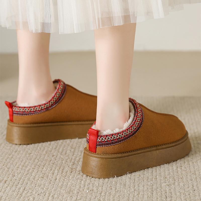 Модные зимние теплые сапоги для женщин 2024 года, туфли на толстой платформе, меховые короткие плюшевые теплые тапочки на плоской подошве, женские сапоги из искусственной замши и хлопка