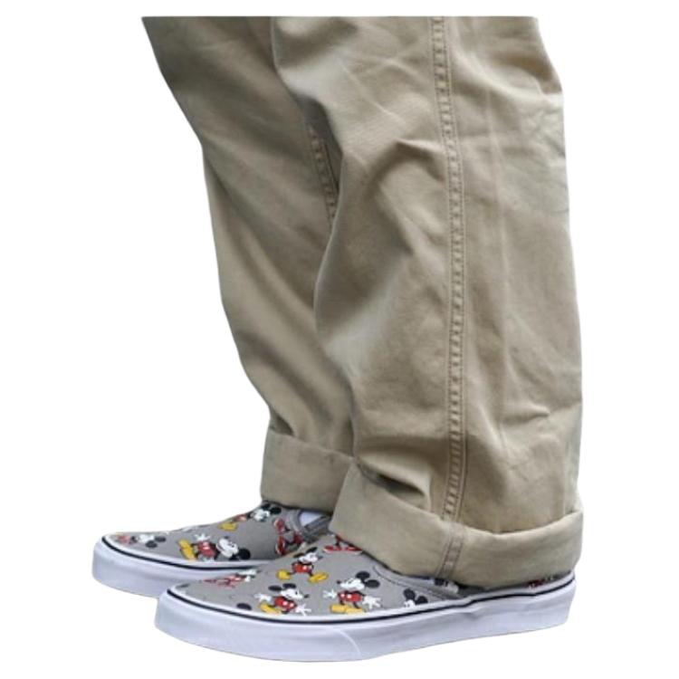 Disney x Vans Classic Slip-On Mickey Mouse Unisex Sneakers Grey Frost-Grey VN-00MEGHG