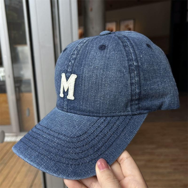 New denim baseball cap for men and women, versatile for all seasons, letter-printed sunshade cap with wide brim, vintage casual hat