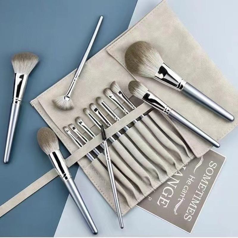 14 Piece Soft Fluffy Makeup Brush Set Premium Synthetic Bristles Eyeshadow Concealer Blush Brushes for Cosmetic Use