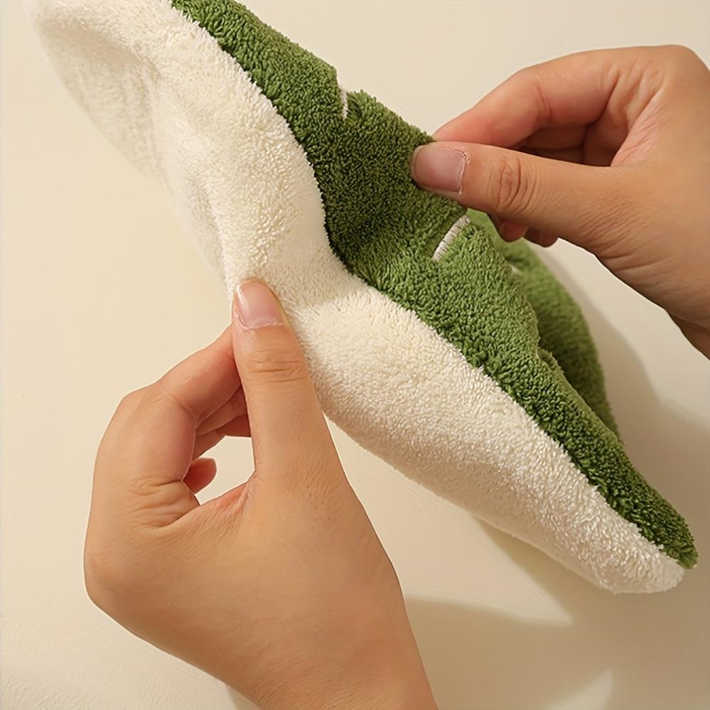 Soft coral fleece hand towels, quick-dry & absorbent, with hooks, leaf & flower pattern, pink/dark green, durable home gift