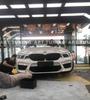 Комплект переднего и заднего бамперов в стиле M5 для BMW 5 Series G30/G38 с крылом, боковой юбкой и капотом.