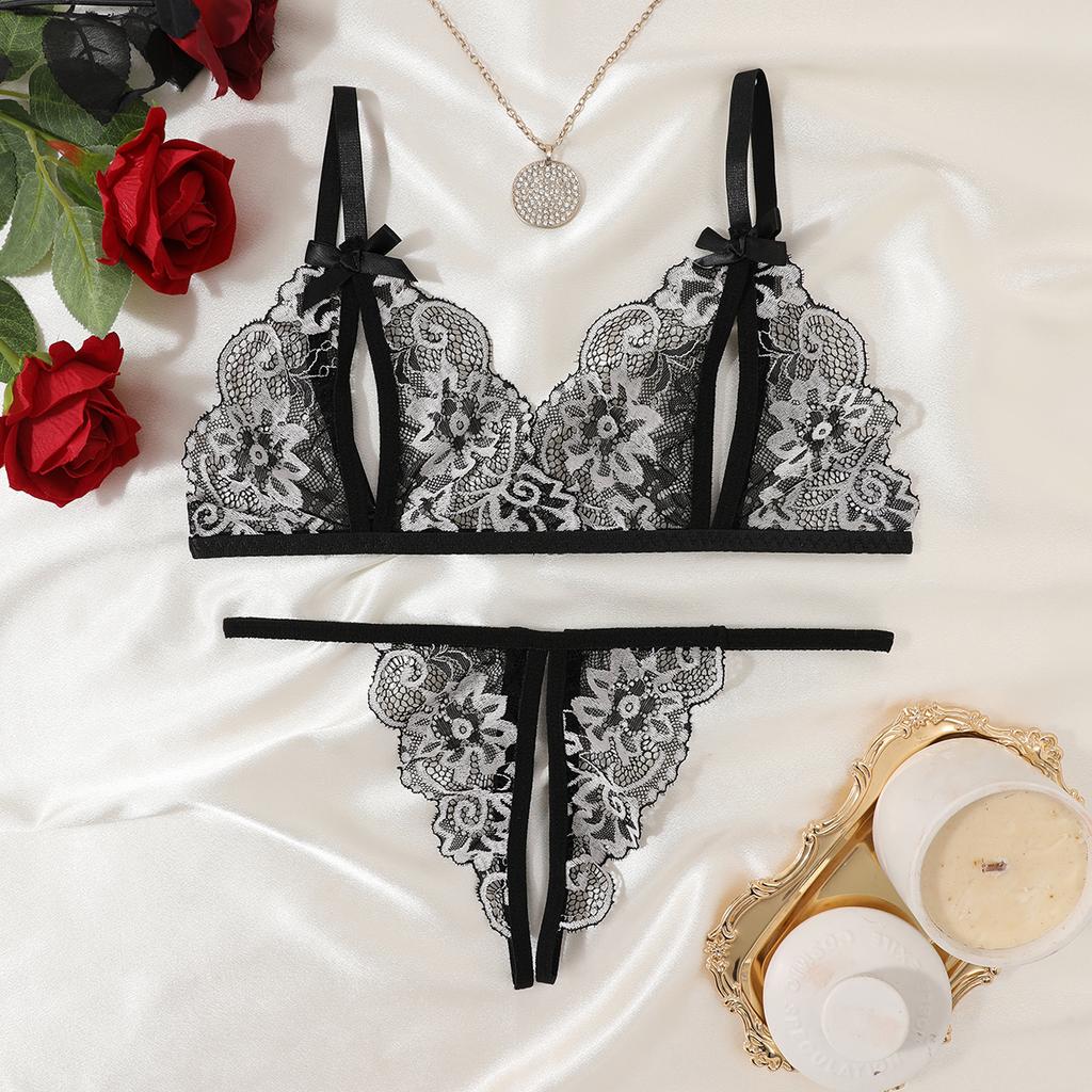 Women Sexy Lingerie Bra Thongs Sets Ultrathin Lace Lingerie Set Temptation Erotic Open Bra Crotchless Outfits For Pretty Girls
