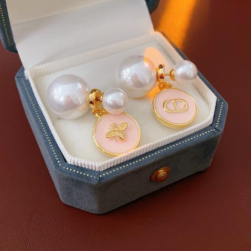 Серьги-цветы из пресноводного жемчуга с посеребренными и позолоченными иглами из настоящего золота, высококлассные серьги, французские серьги в стиле легкой роскоши, элегантные серьги для женщин