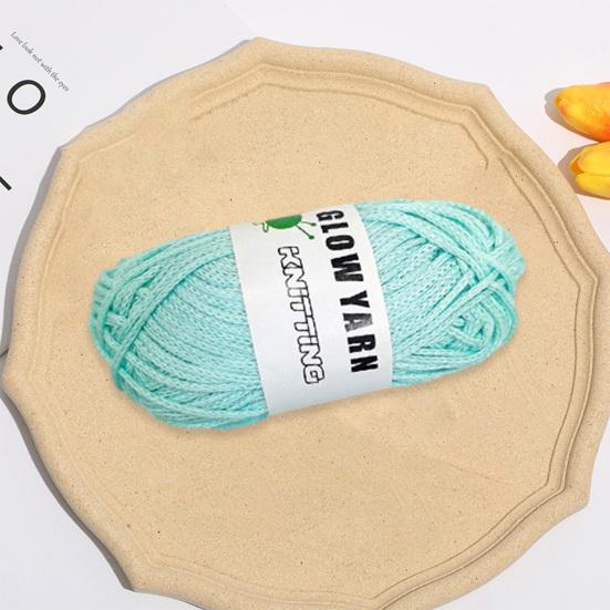 1 рулон шерстяной пряжи, светящейся в темноте, 2 мм, светящаяся швейная пряжа для вязания крючком, принадлежности для рукоделия