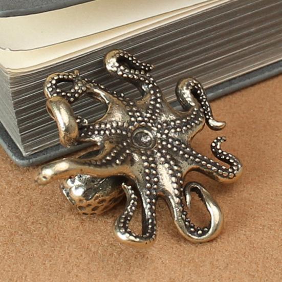 Латунная фигурка осьминога Металлическая резьба Статуэтка осьминога Скульптура морского животного Украшение Фэн-шуй Украшение для дома офиса рабочего стола