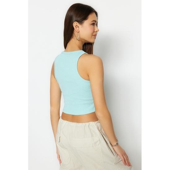 Гибкая трикотажная майка в рубчик с вырезом на шее Super Crop Halter