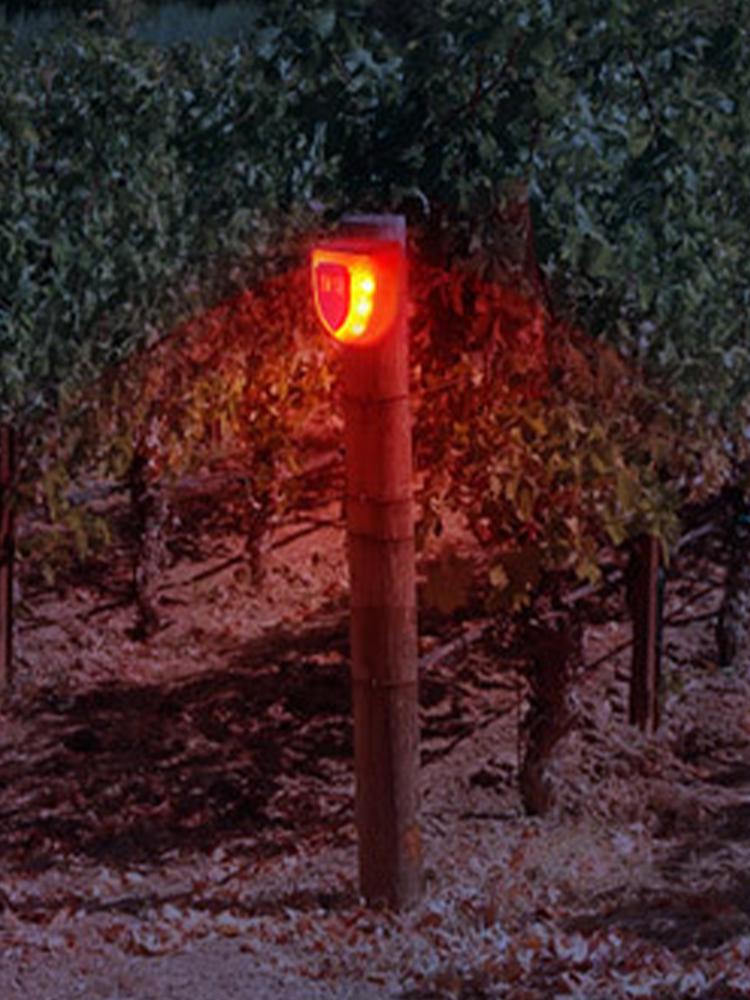 Уличная солнечная сигнализация водонепроницаемая звуки выстрелов и лай собаки звук и стробоскоп охранная сигнализационная сирена для виллы фермерского двора сада