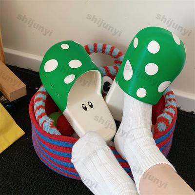 Женские домашние тапочки Летние новые Милые дышащие сандалии Уличные Легкие удобные Нескользящие Платформа Пляжная обувь