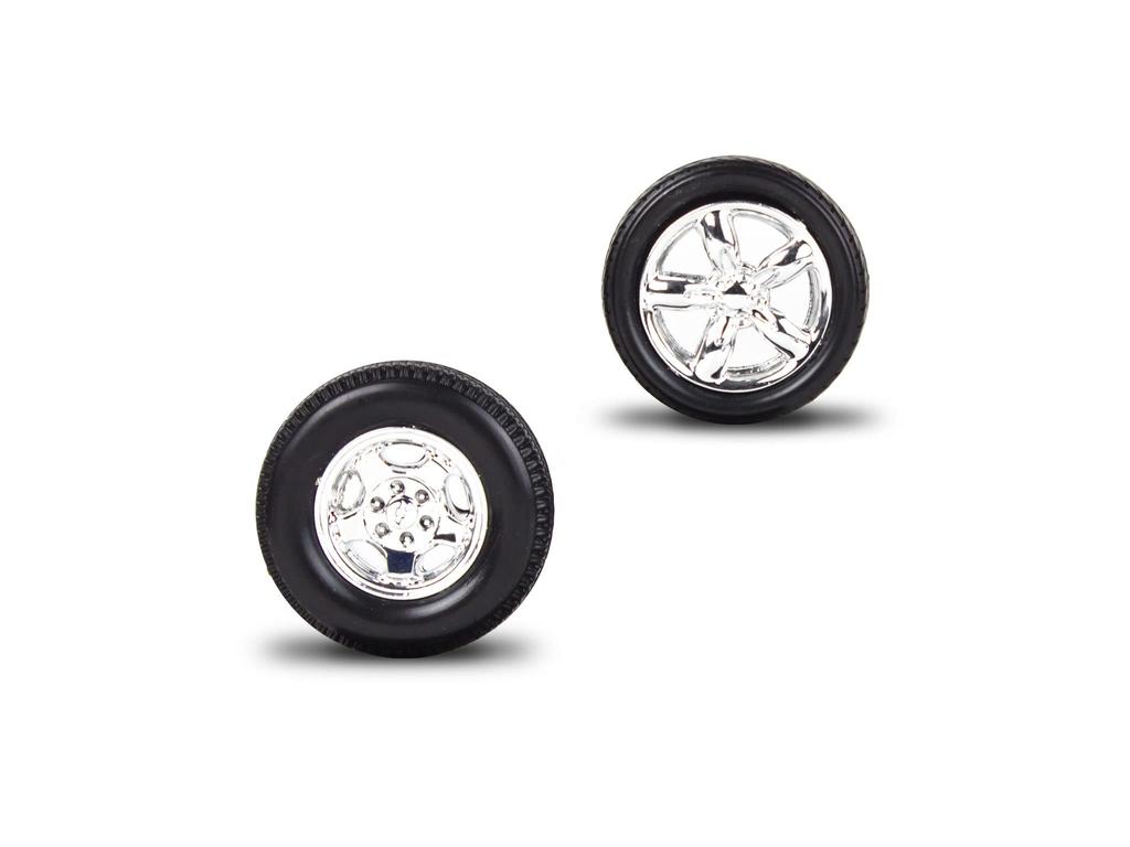 Америка Revell Масштаб Chevrolet Silverado Кастомный пикап Пластиковый набор-модель 14538 1/25 '99 (Предварительно окрашенный)